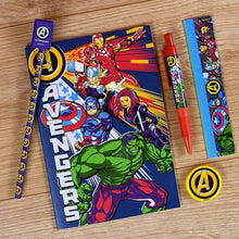 画像をギャラリービューアに読み込む, 公式ライセンス取得のMarvel Avengers 6-in-1 ステーショナリーセット
