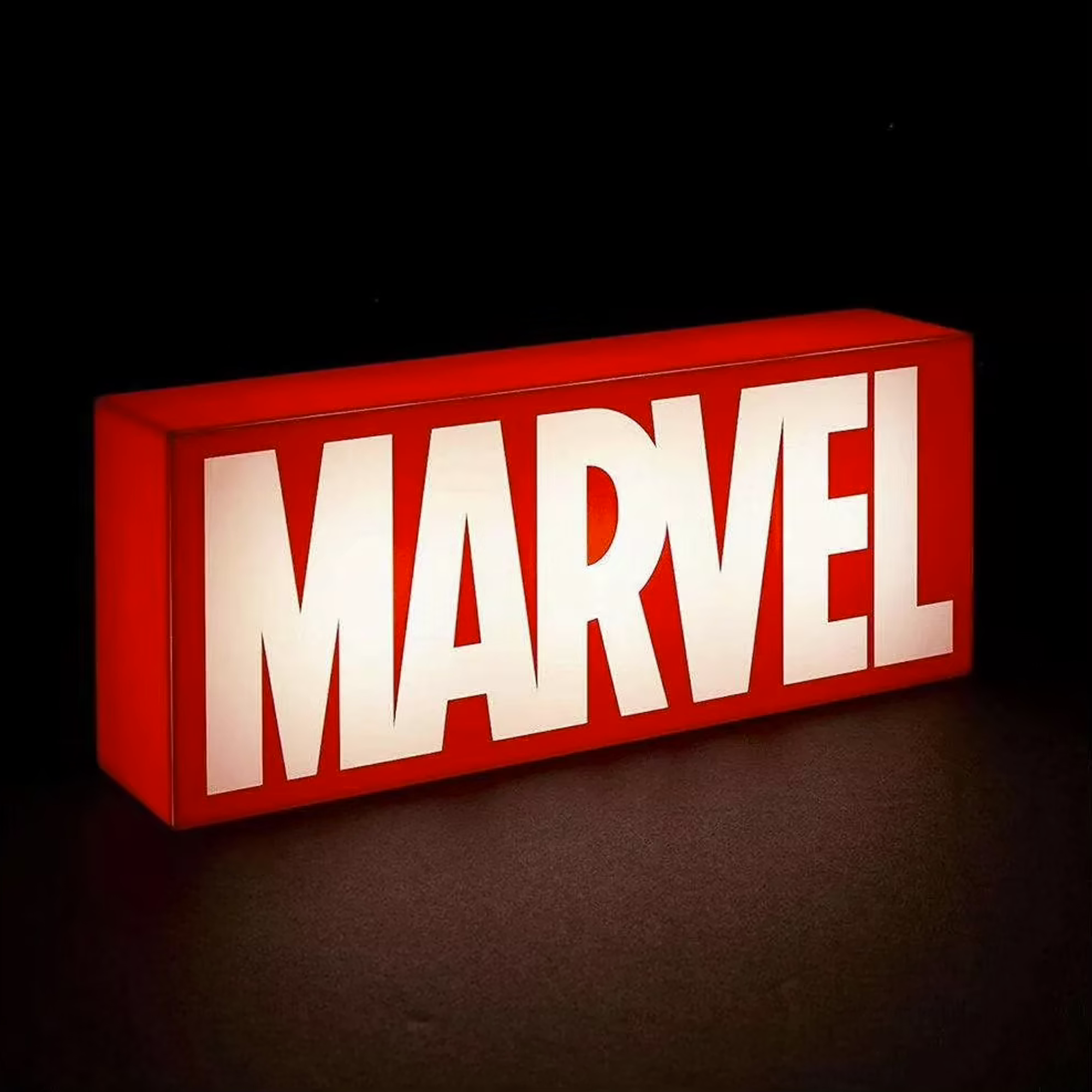 Marvel lights top